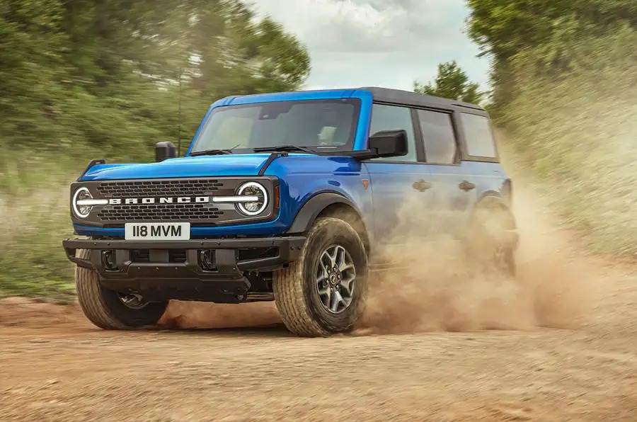 新車カタログ 価格 在庫 - フォード ブロンコスポーツ輸入車専門店・アメ車・欧州車・逆輸入車キャルウイングCALWING