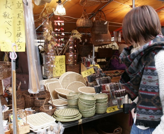 アピア骨董市サンポートしぶしアピア 公式Webサイト