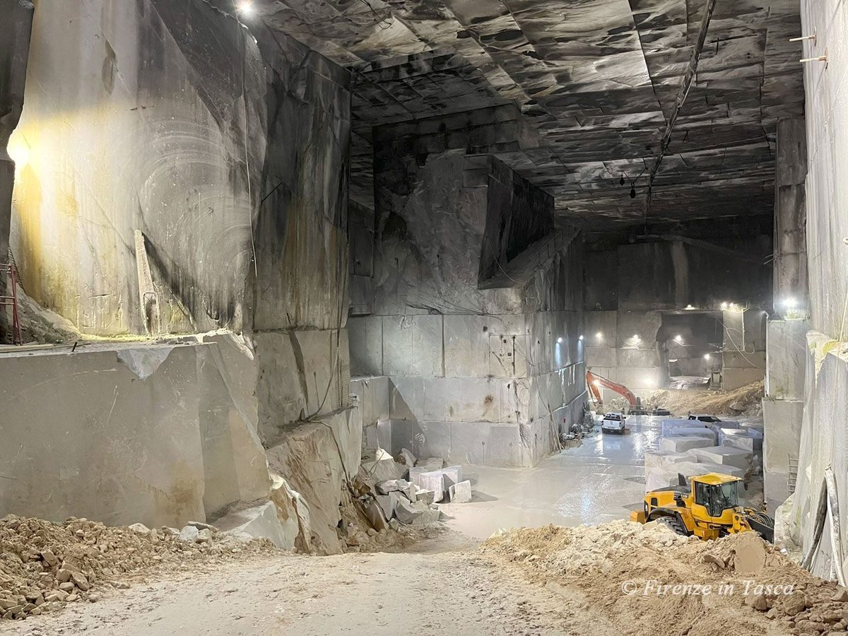 アレヴィー派の聖なる山ドゥル・ダーの大理石採掘場に観光省操業差し止め