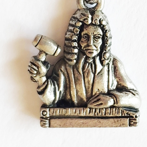 ガベル 裁判官がコンコーン！ってするハンマー の印鑑 - デザイン印鑑 ピクスタンプ - Picstamp