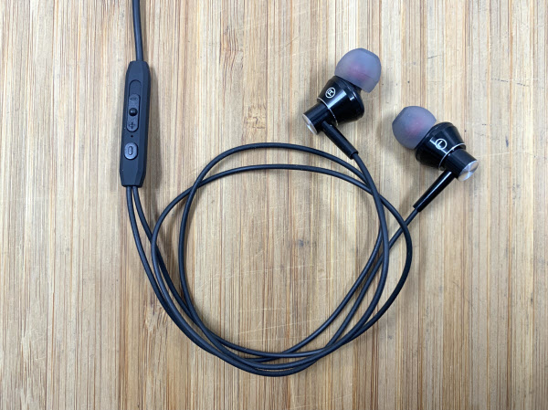 テレビに届く3m！100均ダイソー「開放型ステレオイヤホン」入院用にも。格安スマホマイスターぴざまん