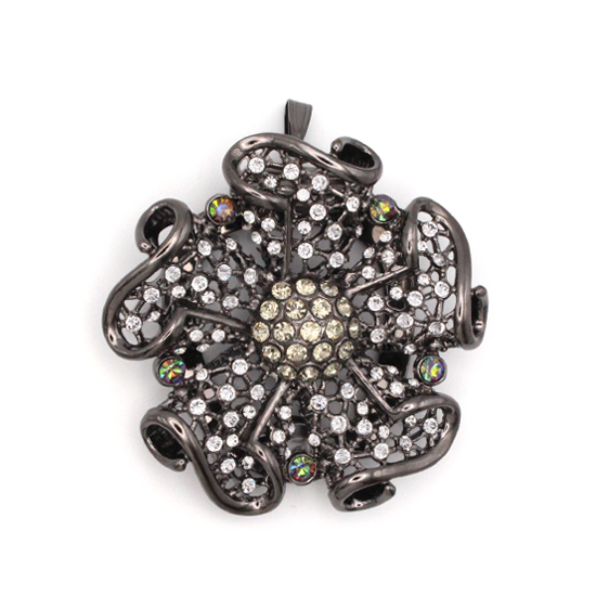 ＜結び留め＞ストールクリップを使ったスカーフの巻き方アレンジ リライアンスRELIANCEshortsstoleclipscarfclip ＃スカーフクリップ スカーフ巻き方