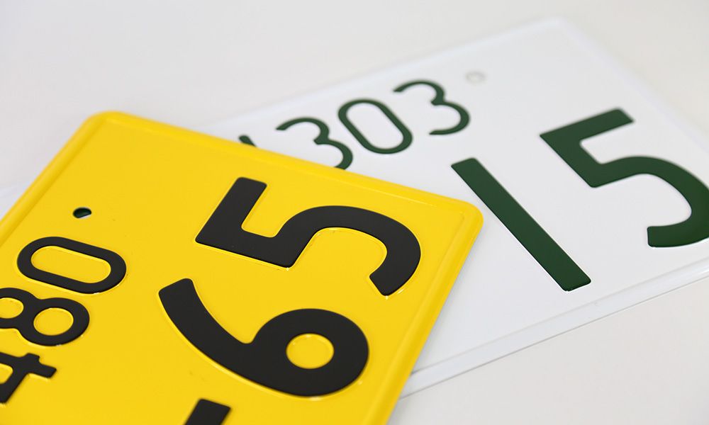 なぜ軽自動車は黄色ナンバー？ 意外と知らないナンバープレートの種類clicccar.com