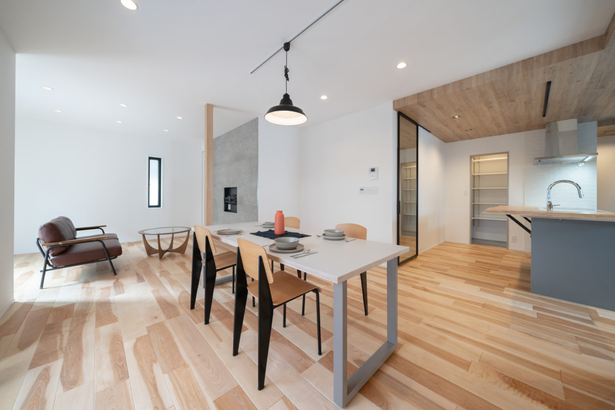 スタンダードトレードSTANDARD TRADE.CO.,LTD. BST-01B サイドテーブル 中古 オーク 小さい 机 棚付き