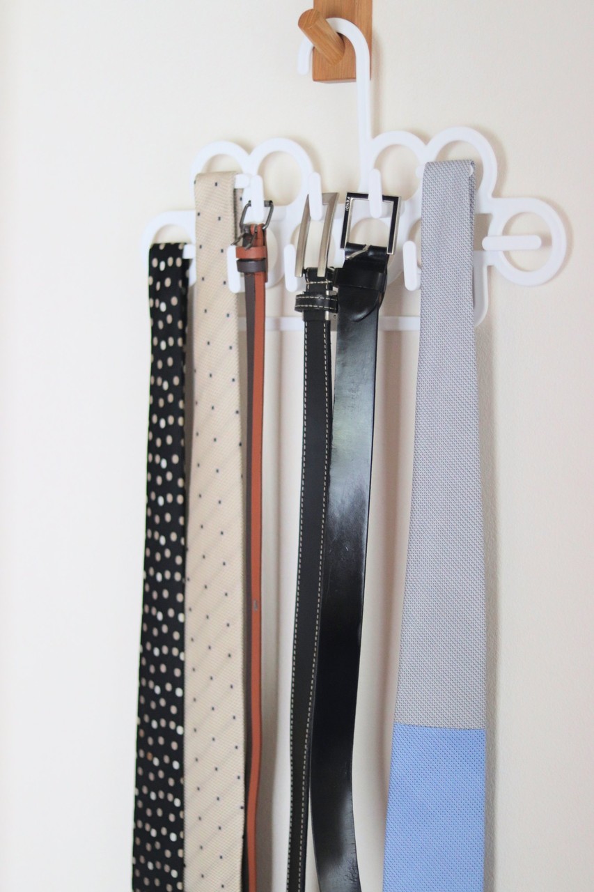 便利な100均ネクタイハンガー4種比較！ネクタイ収納に一番便利なのは？ - 時遊zine