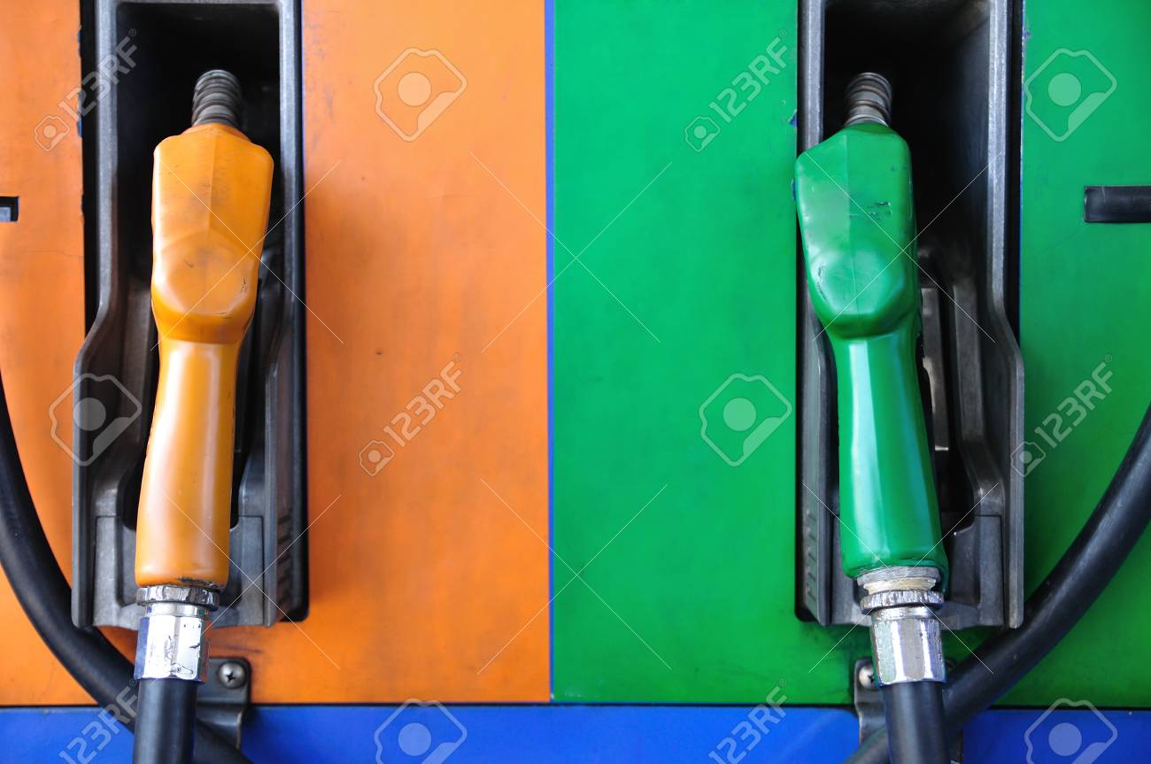 レギュラー・ハイオク・軽油はどんな色？色が違う理由や見分け方について中古車なら グーネット