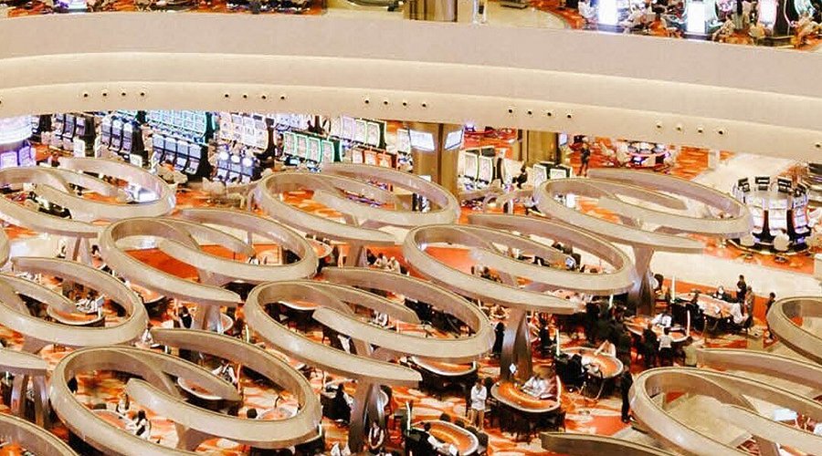 シンガポールのマリーナベイ・サンズ、拡張工事に着手 1兆円超投資 - 日本経済新聞