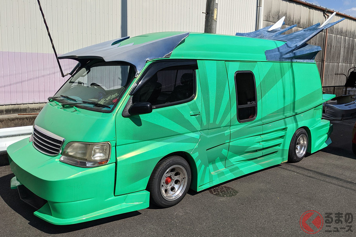 バニング！ヌードルーフエアブラシ100系ハイエースバン＆街道レーサー走行会の様子動画