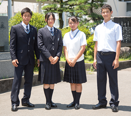 福岡県立三潴高等学校 | 3月1日（水） 午前10時より、本校体育館にて令和５年度第7６回卒業証書授与式を挙行しました。 