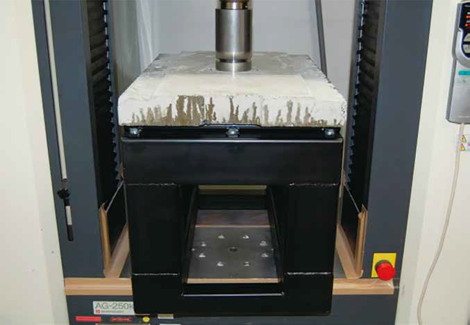 コンクリート片はく落防止工法