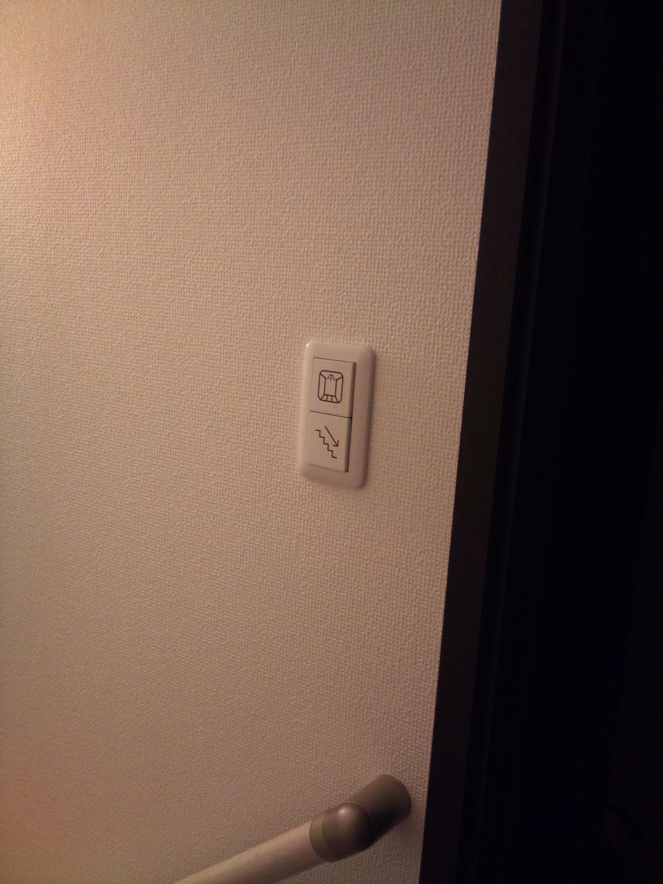 照明スイッチのネームカードの交換方法 Panasonicワイド21ノリアホーム 長野県中野市・須坂市・長野市の注文住宅・新築戸建ての工務店