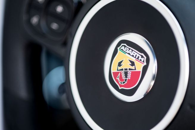 サソリのマークを冠したフィアット。アバルトの栄光の歴史CARPRIME カープライム