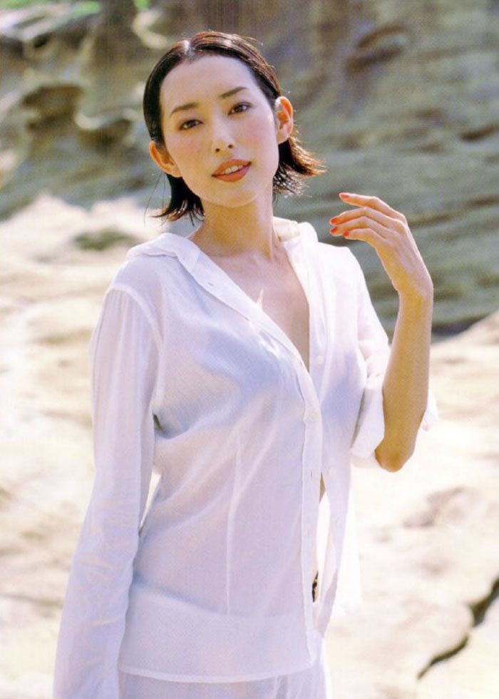 木村多江 グラビア水着画像 49枚 | ちょい懐女画像集