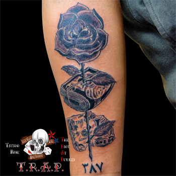 100ドル札の薔薇札幌のタトゥースタジオ MOUNTAIN HIGH TATTOO WORKS作品集