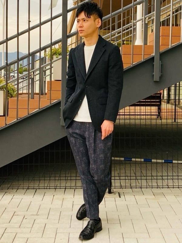 夏のメンズオフィスカジュアルを徹底解説！着こなしのコツからおすすめアイテムまで紹介！はるやま公式通販