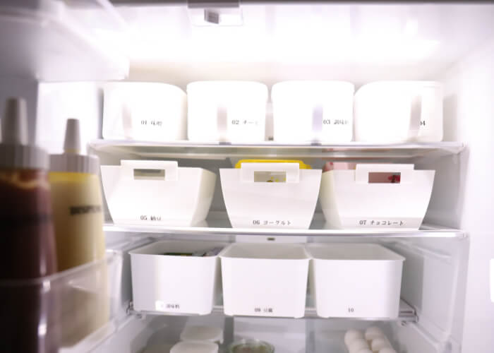 柔軟な発想で！セリアのケースで賢く食品保存するアイデアRoomClip mag暮らしとインテリアのwebマガジン