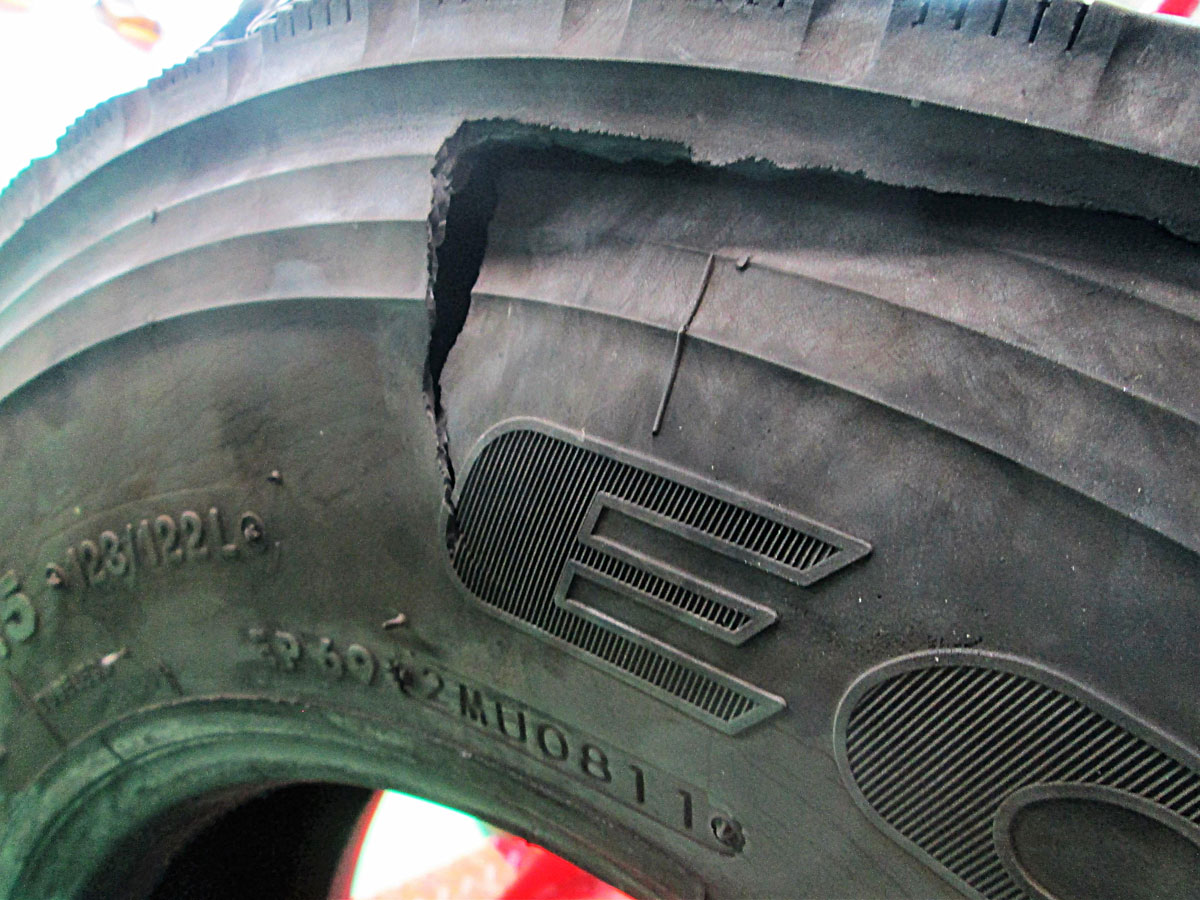 タイヤのサイドウォールとは？トラブル事例や損傷を防ぐ対策法を解説