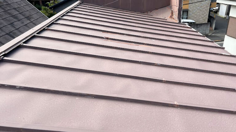 トタン屋根とは？ 特徴と構造