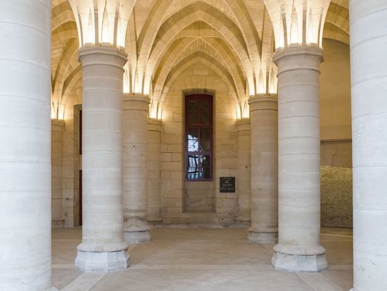 コンシェルジュリーの観光情報 歴史・料金・行き方・営業時間- HowTravel