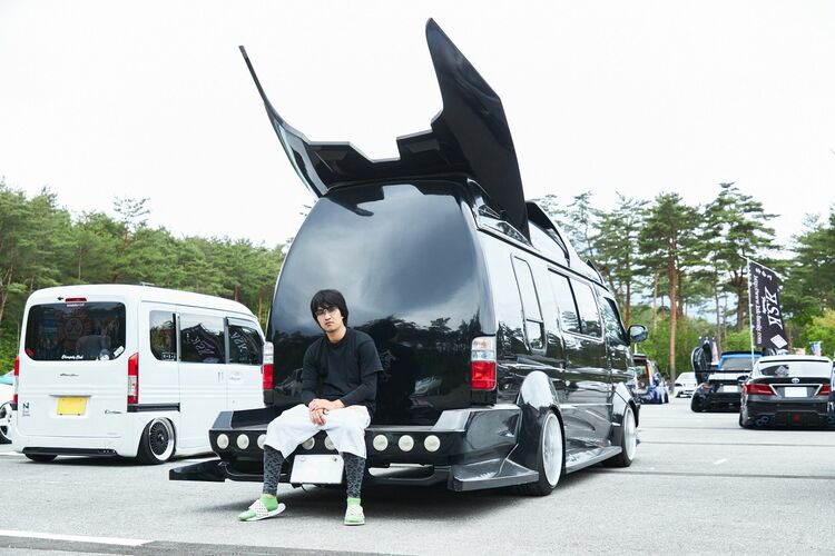 １００系ハイエース バニング