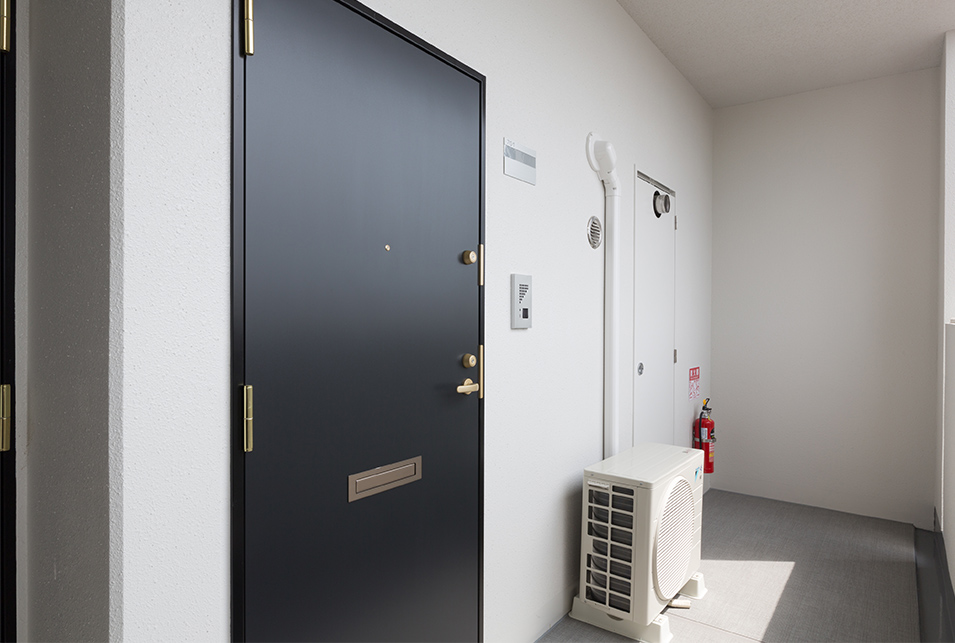 オートロックマンションのエントランスを鍵交換後も開けるには？具体的な方法と予算 - 株式会社あんしん壱番