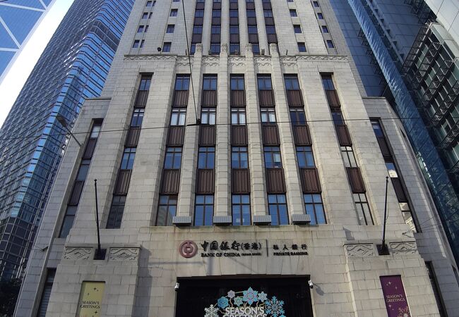 保存版 風水で攻撃？香港の不思議な建物の形とその理由。セントラルの街並みとともにご紹介。パンダトラベル PandaBus