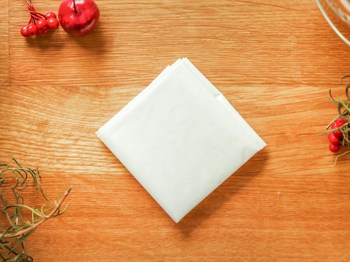 tower レジ袋収納とレジ袋の折り方。 ポリ袋ストッカーレジ袋を四角くたたむキッチン収納