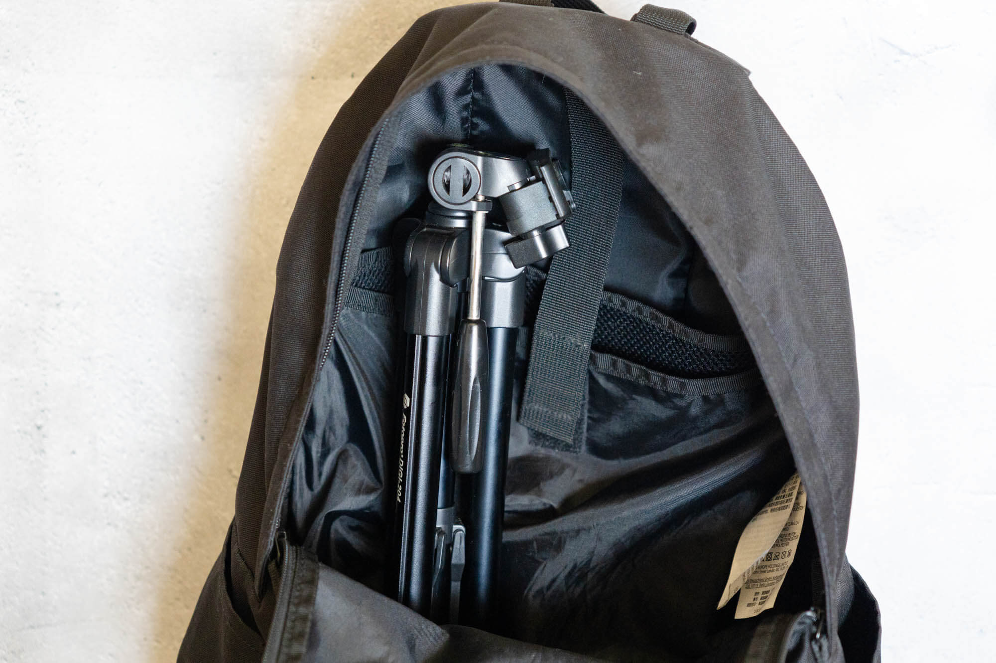 NOMATIC Peter McKinnon カメラバッグ 35L-無印良品 スタッキングシェルフ・５段・オーク材 など 3