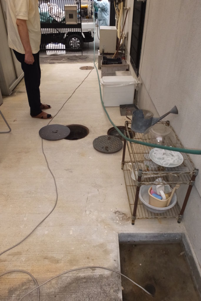 床排水用自封式トラップ