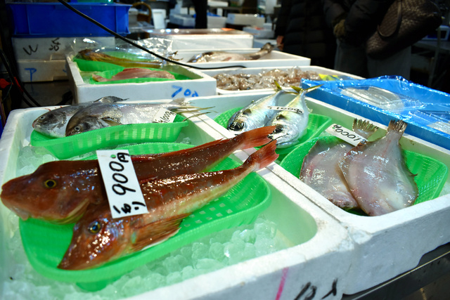 閉鎖か再建か 揺れる闇市ルーツの市場 大阪・鶴橋、運営側とテナント対立 - 産経ニュース