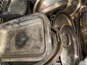 質問です! 高級カトラリーの材料としてよく使用される「洋白」通称「ニッケルシルバー」は006 - 日本金属洋食器工業組合