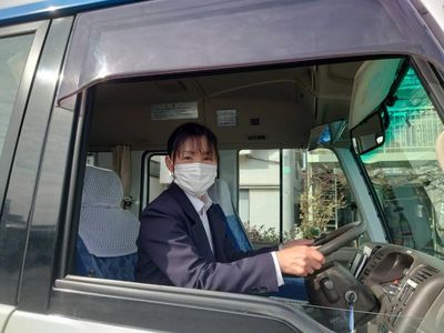 介護タクシー運転手に必要な資格とは？仕事内容や給与、普通の一般タクシーとの違いも徹底解説やすらぎの風広島県の介護施設検索介護の求人検索