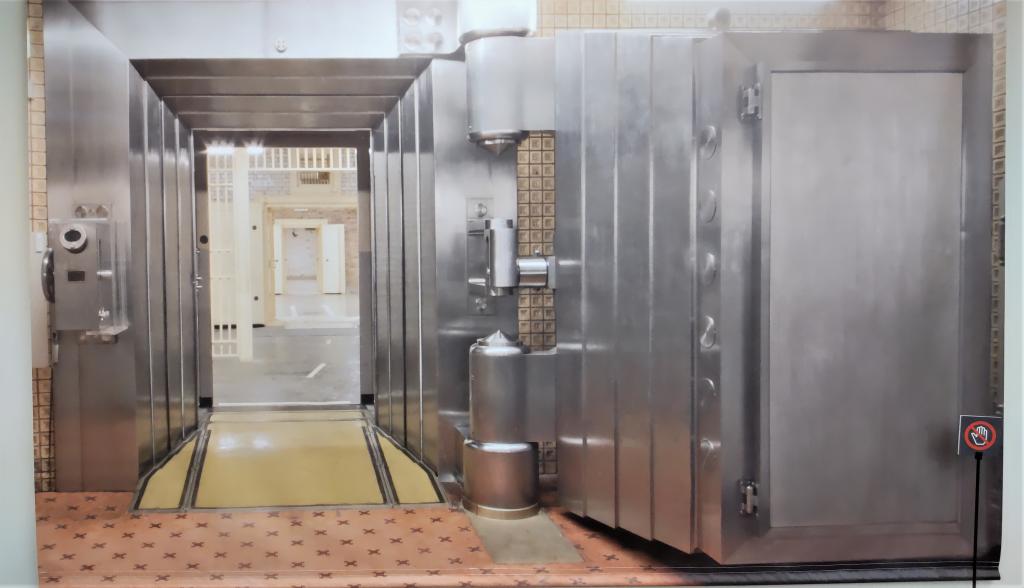 日本銀行本店本館・免震化工事 : 日本銀行 Bank of Japan