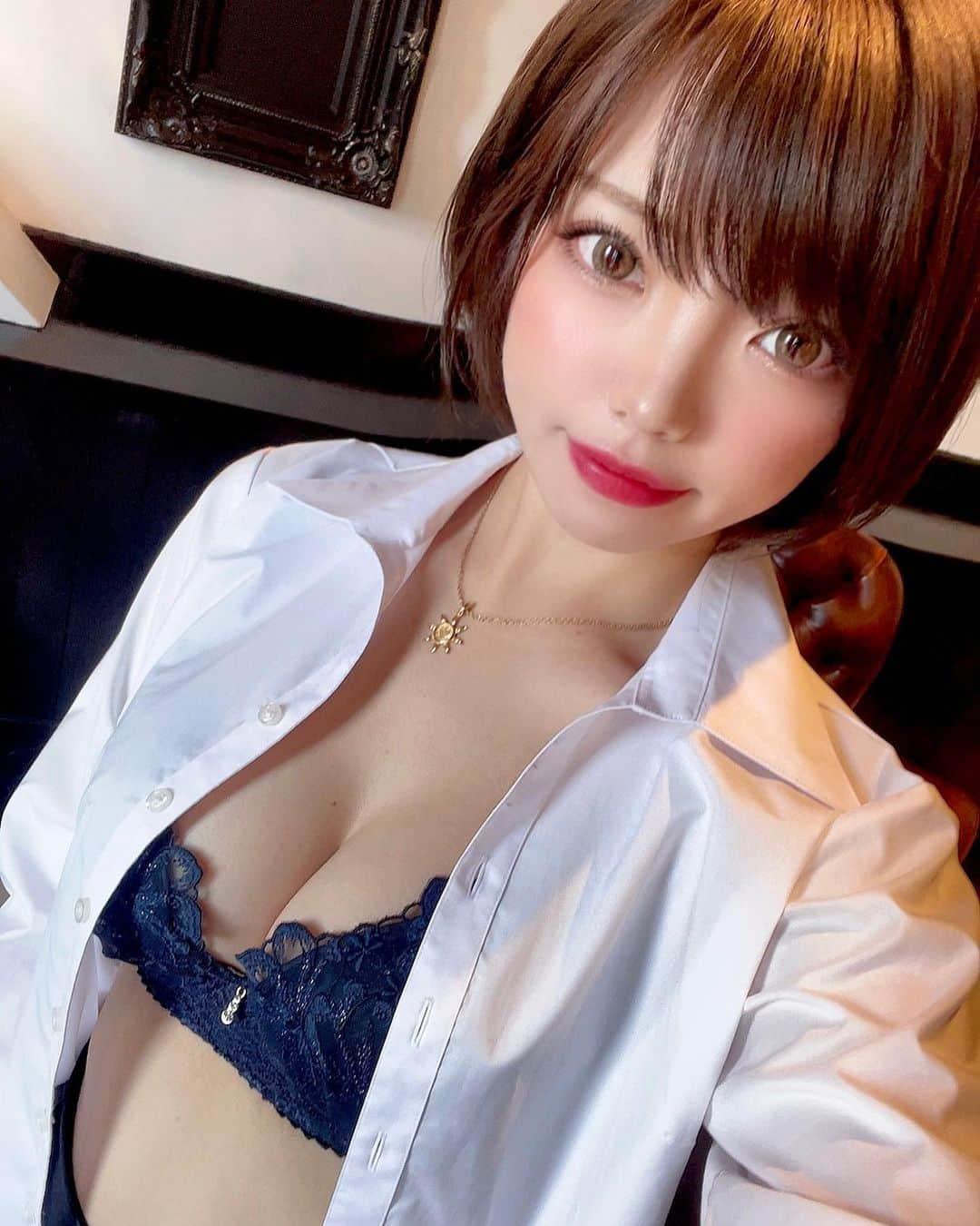 インスタでエロい巨乳自撮りを公開しまくってる海外美女ｗｗｗｗｗ : 画像ナビ!