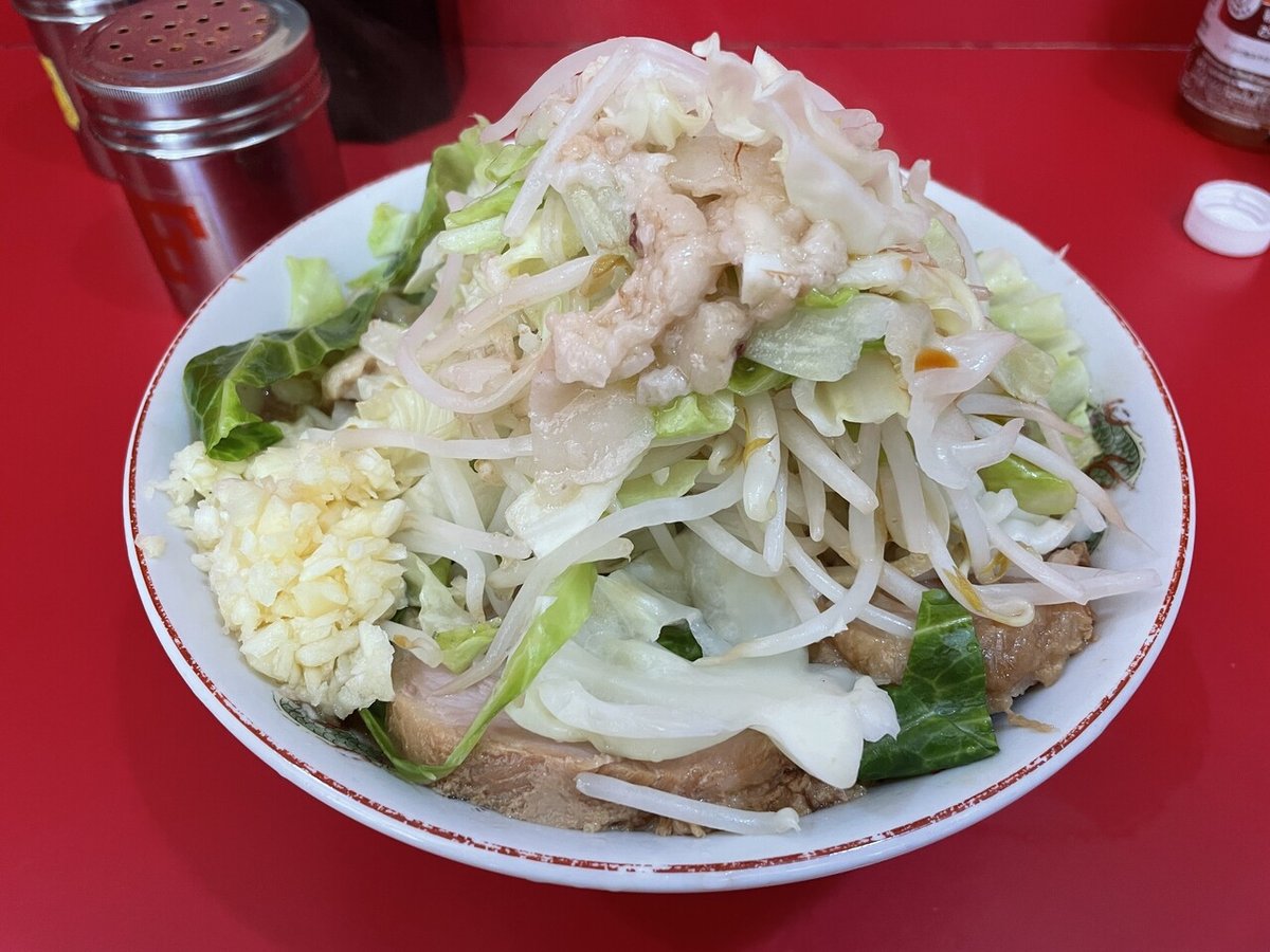 ラーメン二郎」の車いす対応にほっこり「ここまで心配りされた接客は初めて」店側も感謝と補足 - 芸能