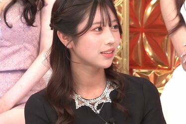 宮崎あおい 可愛らしい笑顔とふっくらお○ぱいの谷間セクシー画像 -