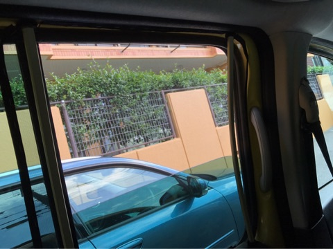 車のプラダン網戸の作り方 - 簡単DIYTikTok