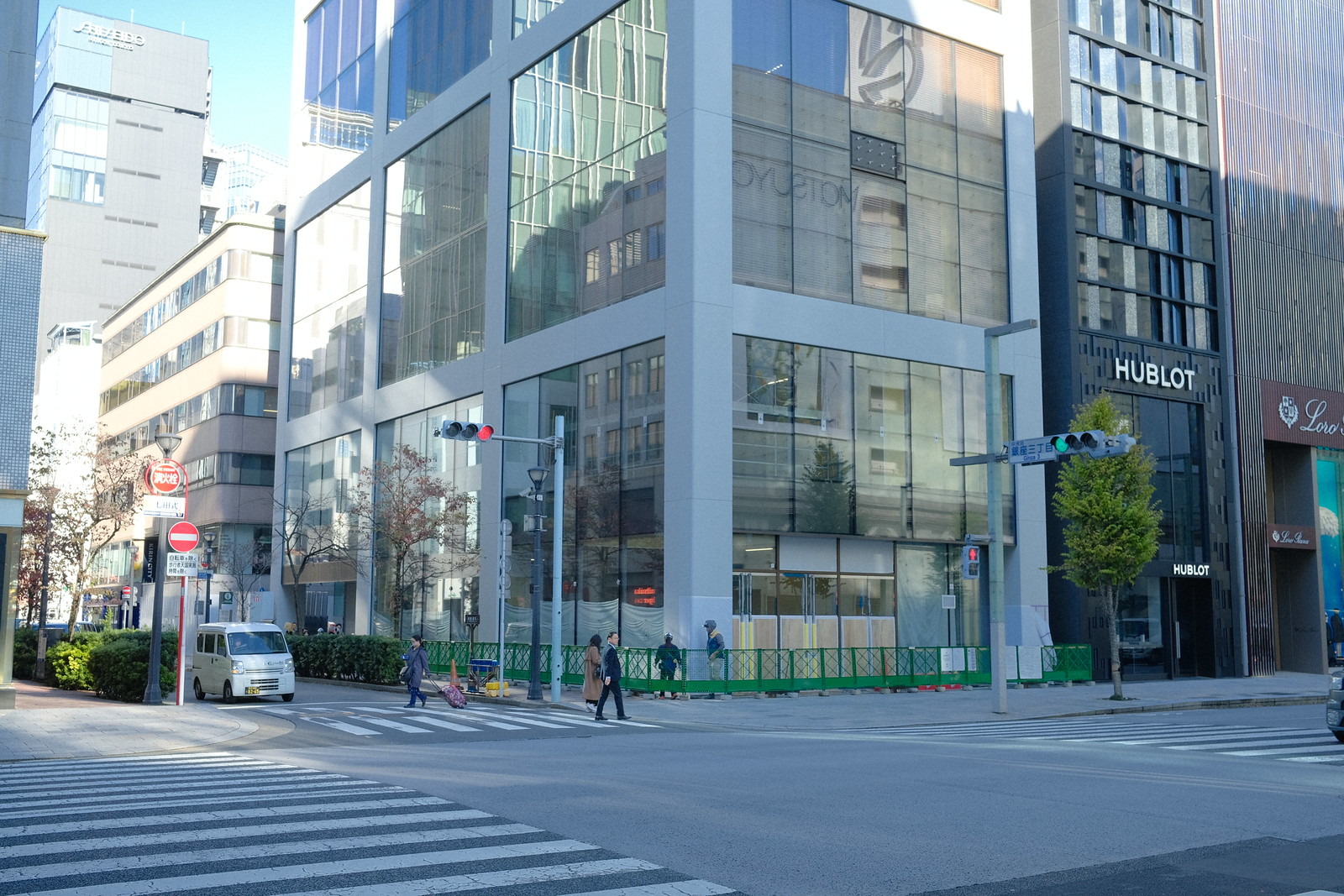 アップルストア銀座オフィスデザイン事例 アスクル みんなの仕事場