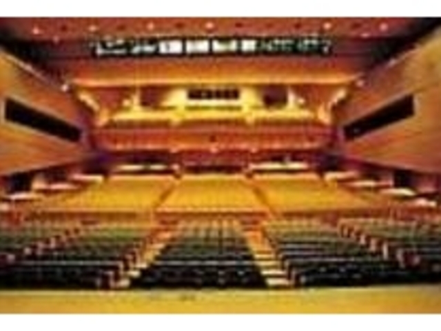 長良川国際会議場 メインホールさらさ〜らの座席表1,689席