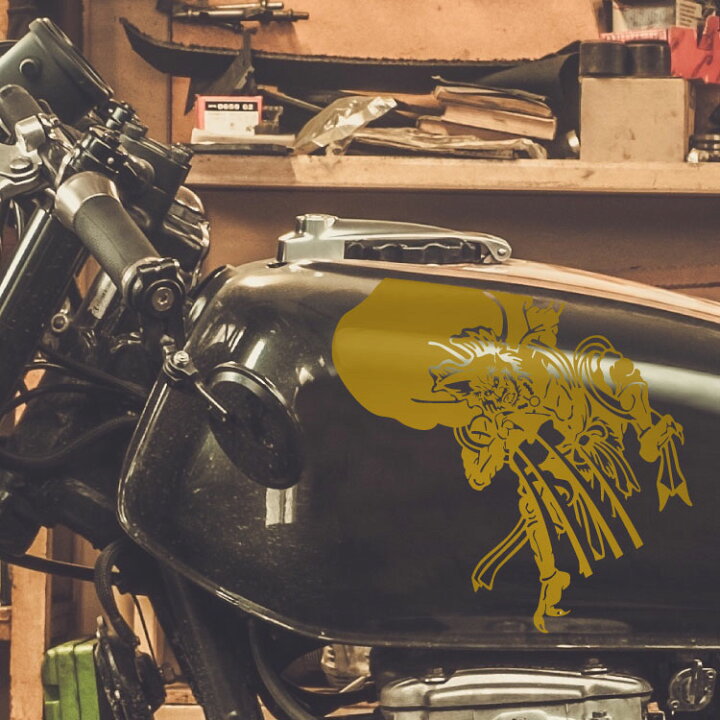 ユーモア溢れるオールドスクールタトゥー宮崎-Kowhey氏の遊び心を取材DOTT