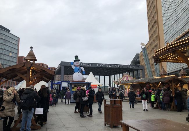 ポツダム広場ミッテ- ツアーとアクティビティエクスペディア