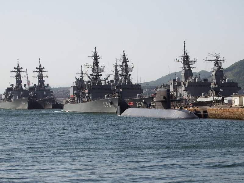 2021海上自衛隊呉基地 「2月22日 月 そうりゅう型・潜水艦が、真っ白になって帰って来た⁉」