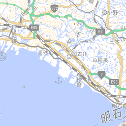 少し雲の形が違うなあー。 今日は晴れて穏やかな空。昨日より気温が下がって寒さが戻りそう。冬小物などで防寒をしてください。空気が乾燥するので体調や火の取り扱いに注意。 