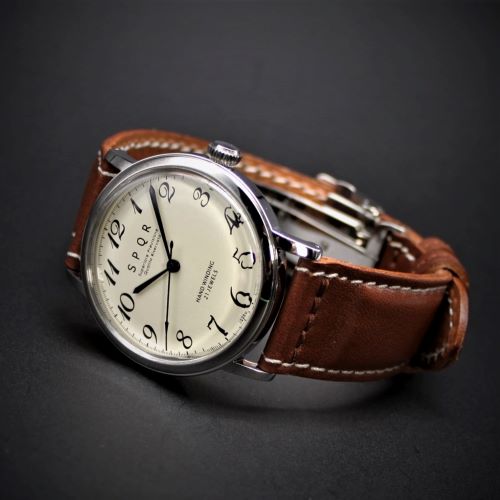 手巻き腕時計のおすすめ人気モデル10選！手巻き式のロマンと魅力とは？GINZA RASIN 高級腕時計ブログ