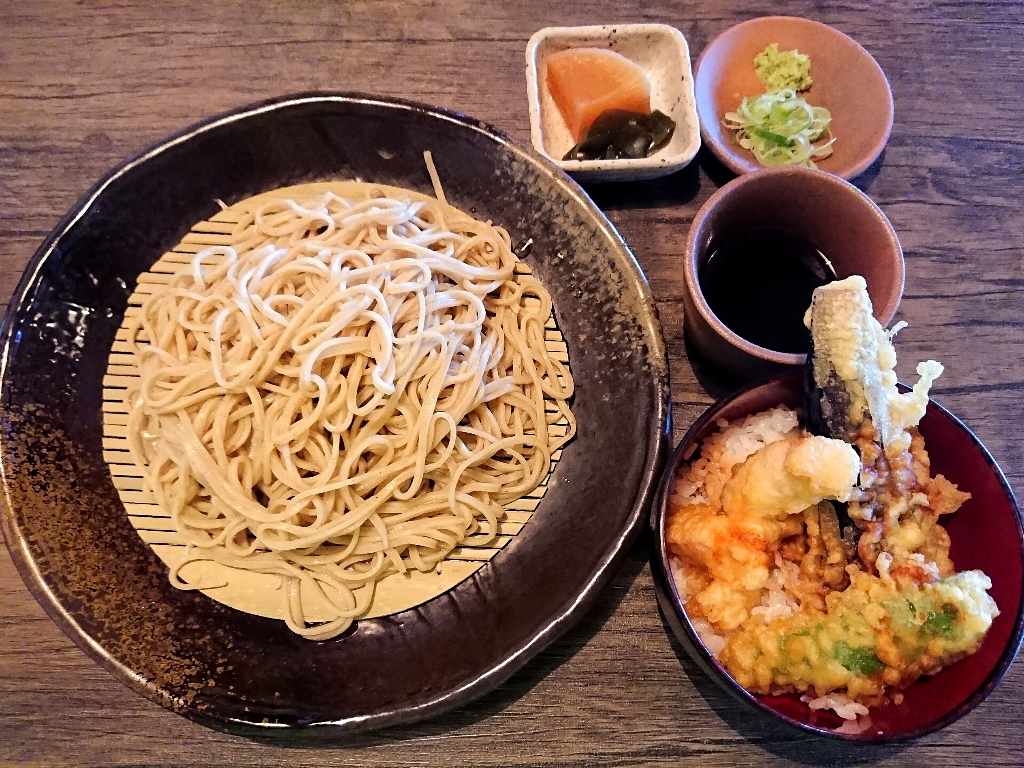 鉄板・鍋奉行 あんき家（あんきや） 大曽根 - 鉄板焼きと鍋料理居酒屋