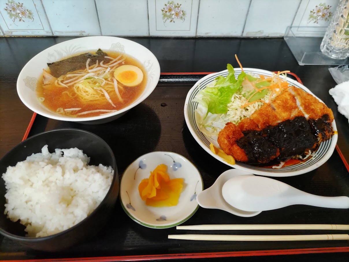 とんよし（菰野/四日市その他 軽食・その他グルメ）のグルメ情報 | ヒトサラ