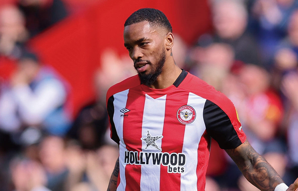 ブレントフォード指揮官、FWトニーの去就について言及「基本的にすべてが宙に浮いている」サッカーキング