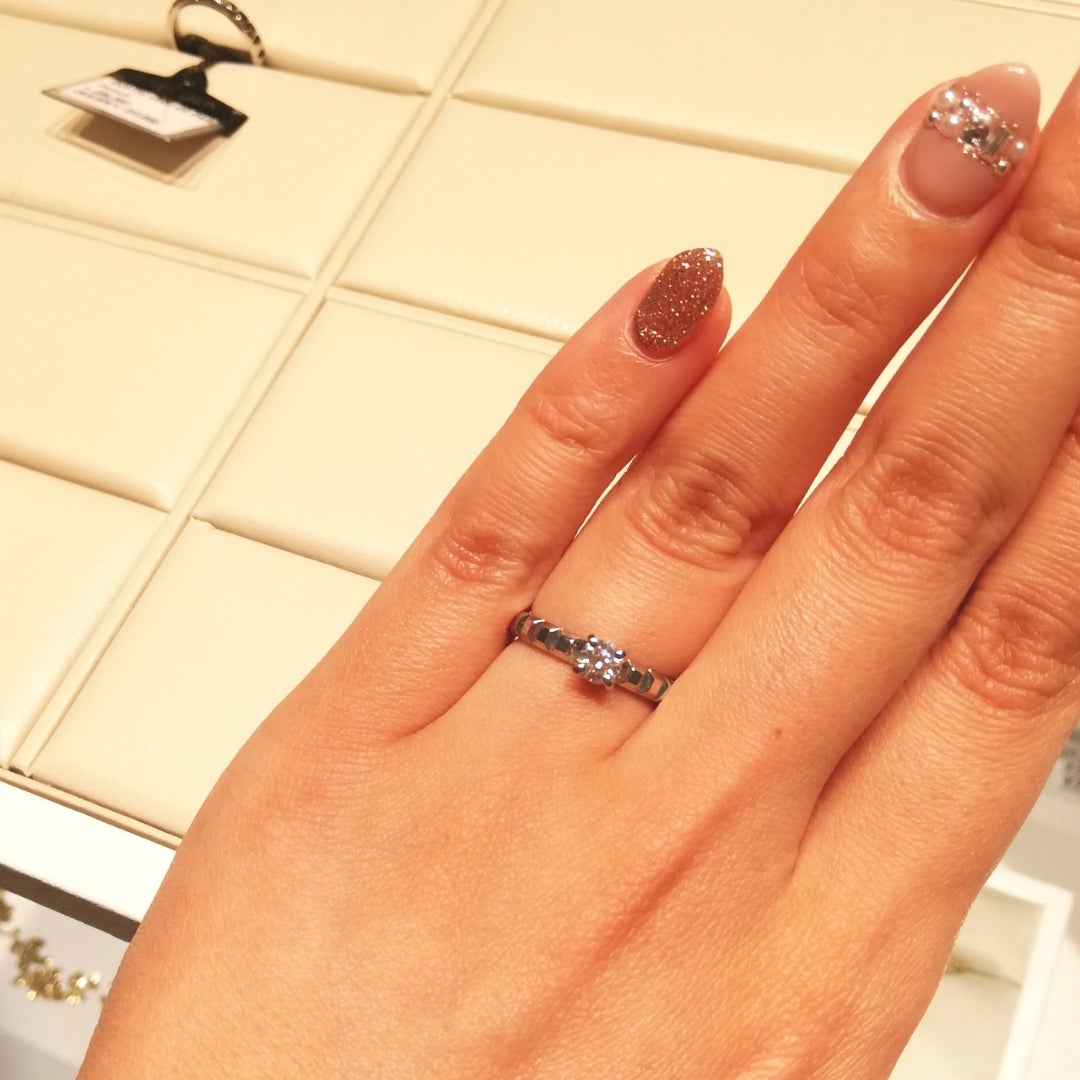 BOUCHERON リング 個人刻印アリ 彼と完全にお揃いが良かったため、ダイヤが