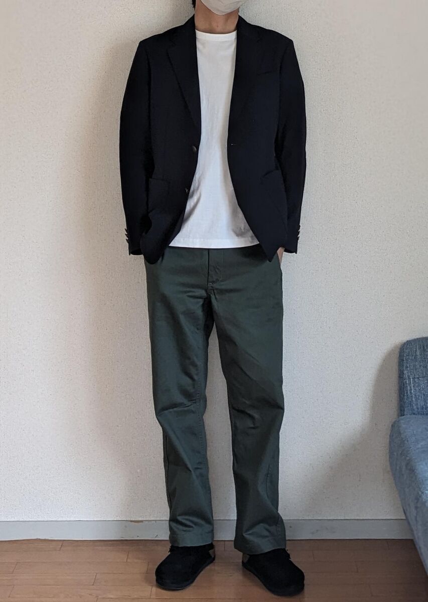 ユニクロ 感動ジャケット ＆ パンツ ユニクロ 「感動ジャケット」は着回し力抜群！カジュアルコーデ4