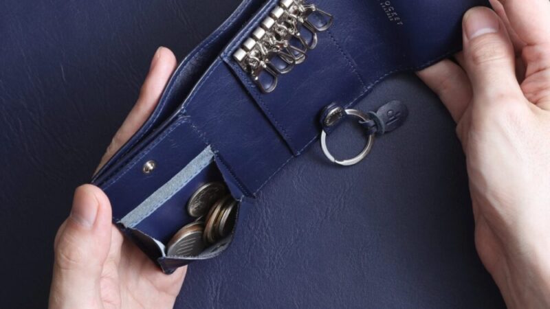 AmazonJBYROMキーホルダー 小銭入れ メンズ 本革取り付けやすいカラビナタイプミニマリスト2 ネイビー小銭入れ